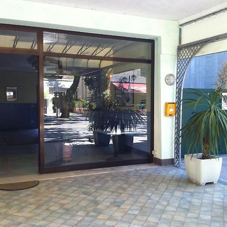 Hotel Olanda Lido di Jesolo Exterior foto